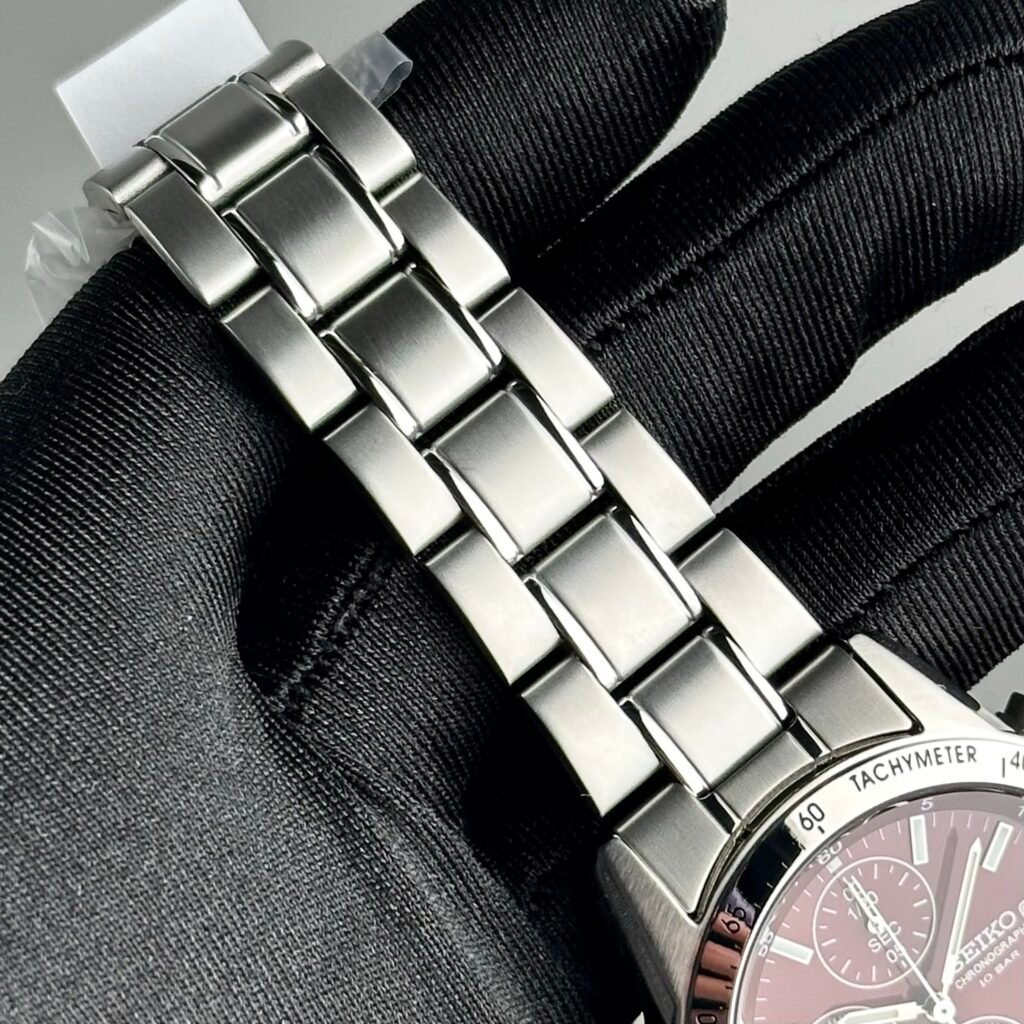 Seiko Chronograph 🍷⏱️ (Asian Market Only) - Image 4