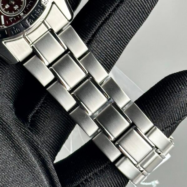 Seiko Chronograph 🍷⏱️ (Asian Market Only) - Image 6