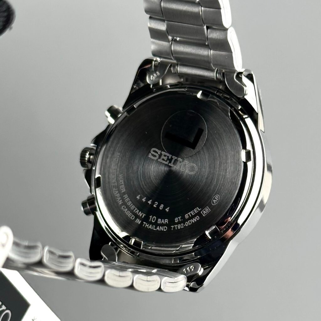 Seiko Chronograph 🍷⏱️ (Asian Market Only) - Image 8