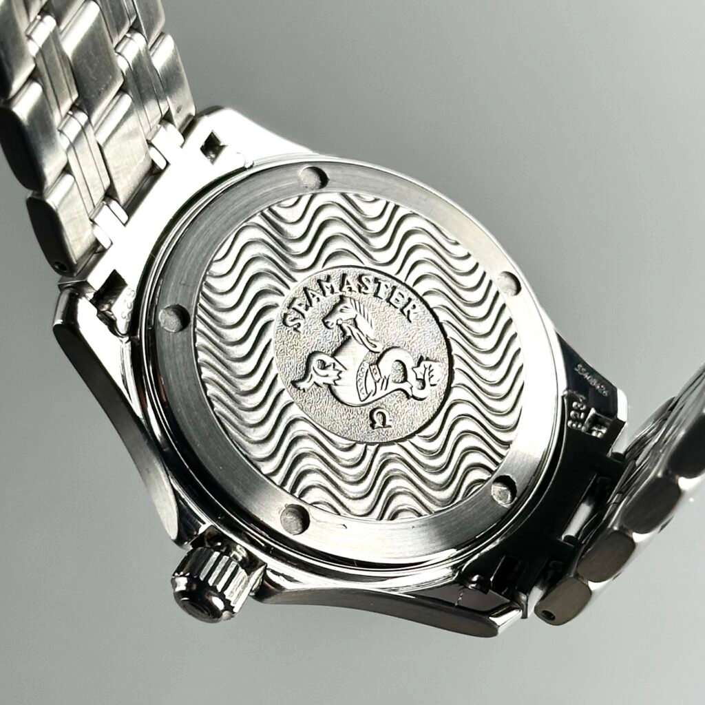 Omega Seamaster 300 🌊 - Image 8