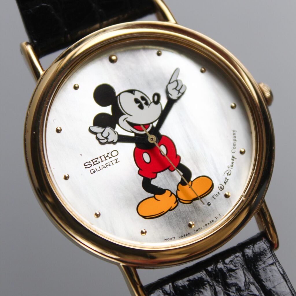 Seiko 7N01-8A28 Mickey Mouse 🐭 - Image 3