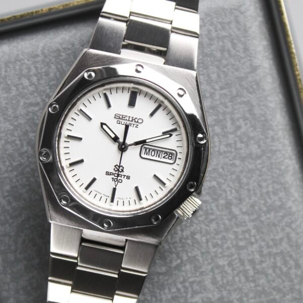 Seiko 7546-704L “AKA. The Royal Oak” - Image 10