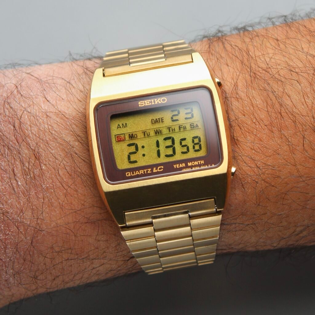 NOS Seiko M154-5009 Quartz LC