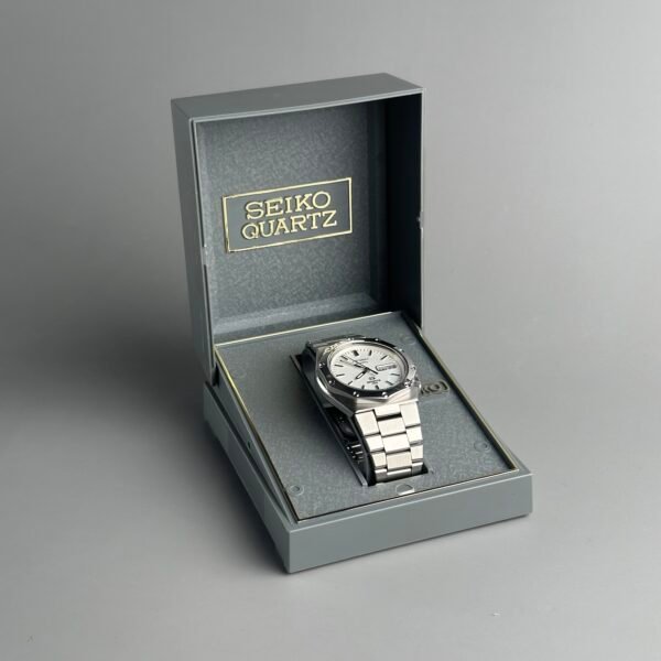 Seiko 7546-704L “AKA. The Royal Oak” - Image 3