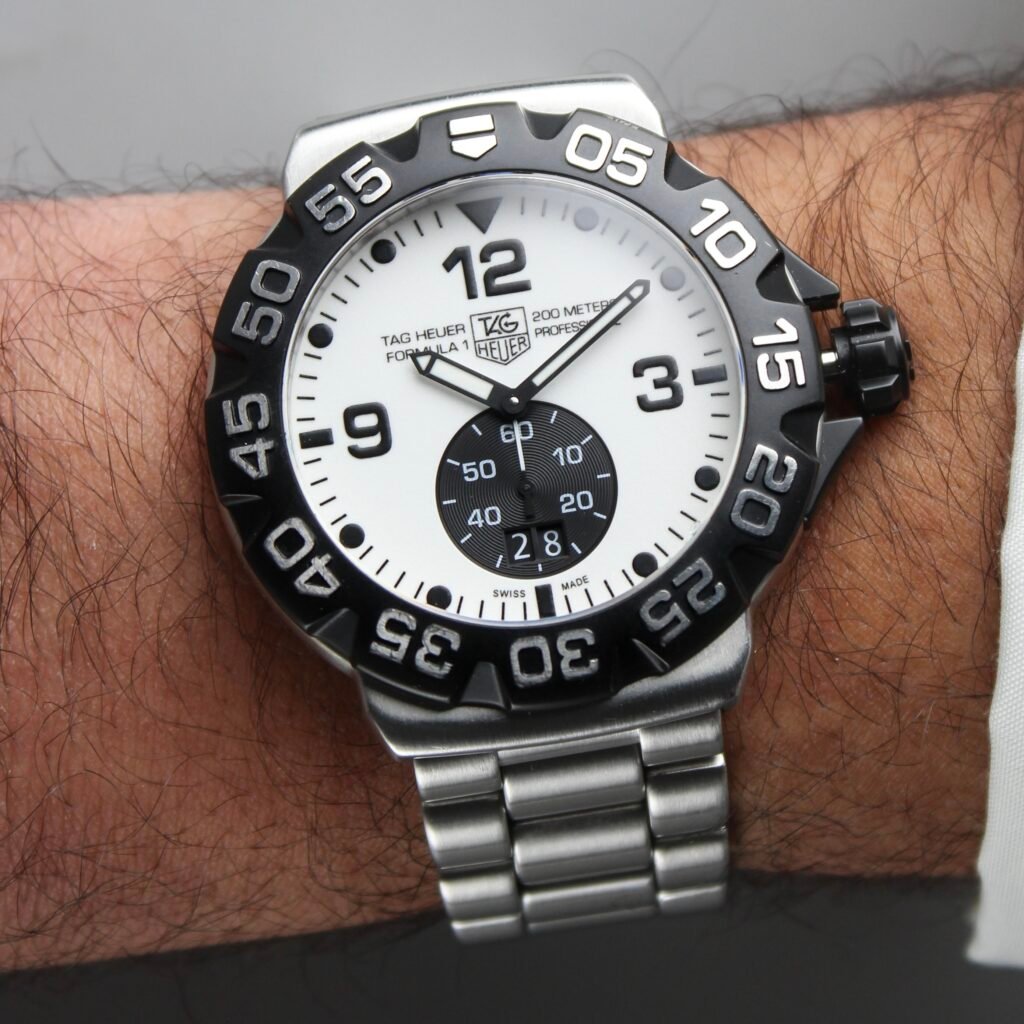 TAG Heuer Formula 1 “WAH1011” 🐼