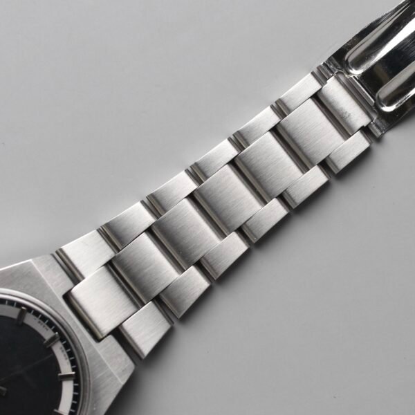 OMEGA Geneva 🇨🇭 “Tuxedo Dial 🤵‍♂️” 166.0125 - Image 3