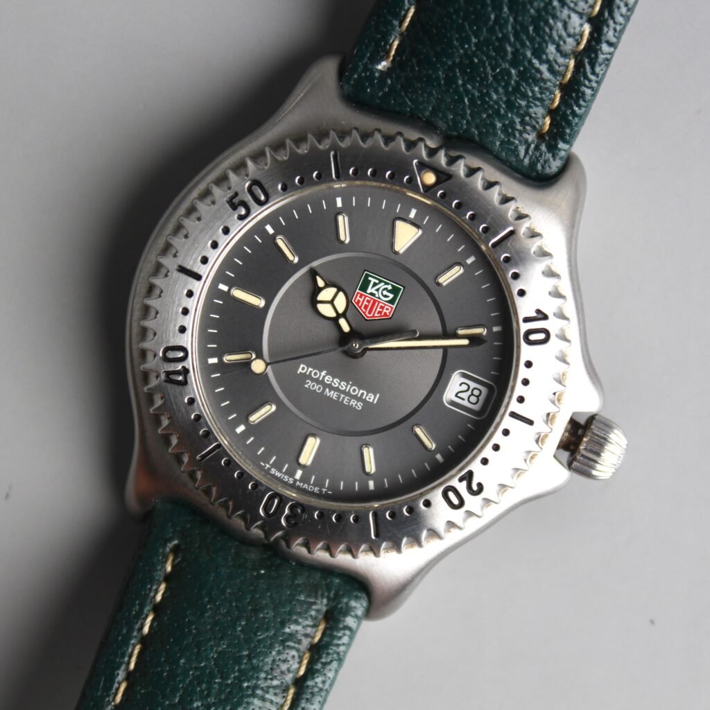 Tag Heuer Professional WI-1111 - Image 2