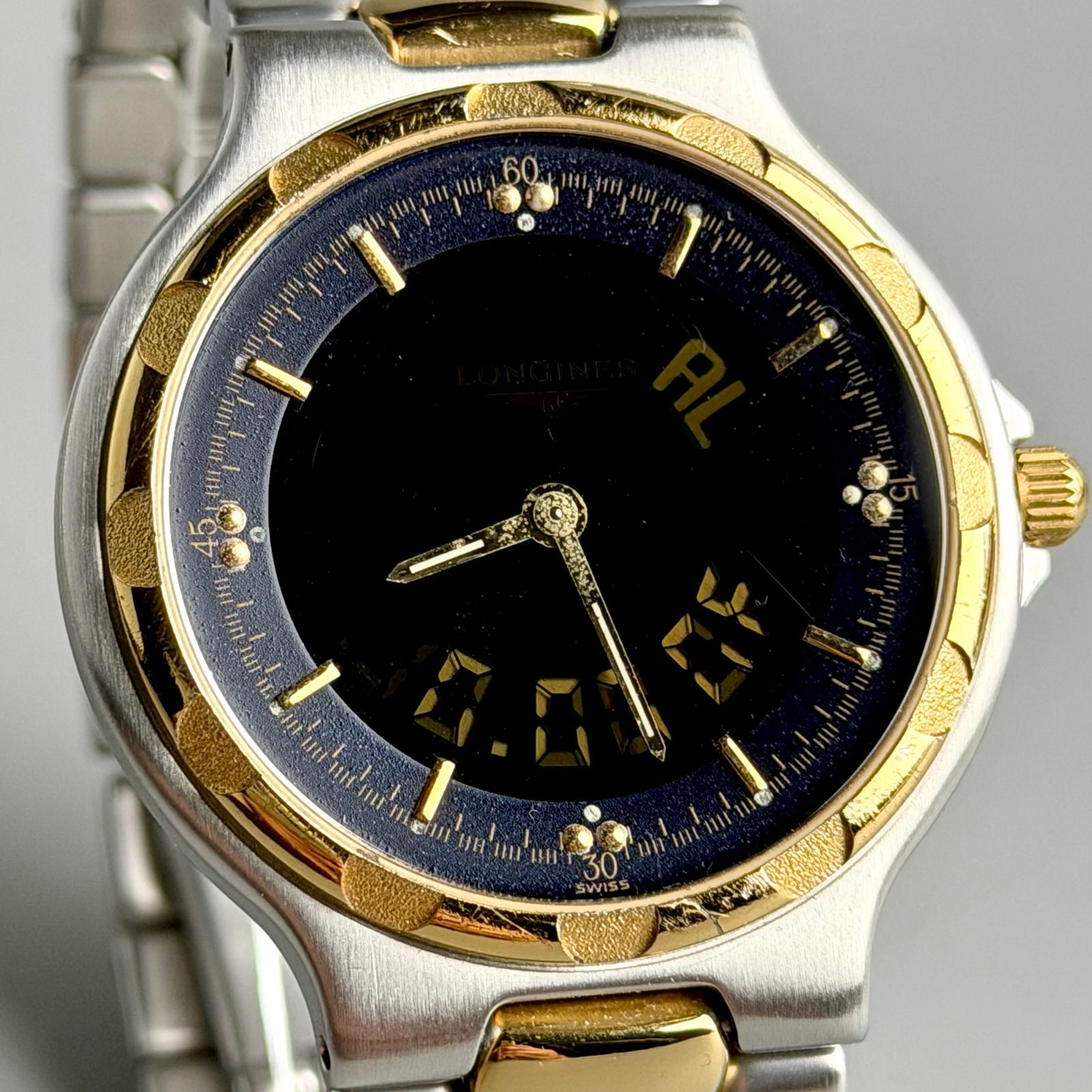 Longines Conquest Multigraph 📟 - Image 8