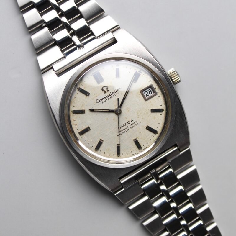 Alternative view of Omega Constellation Chronometer 166.056 “Genta Design”