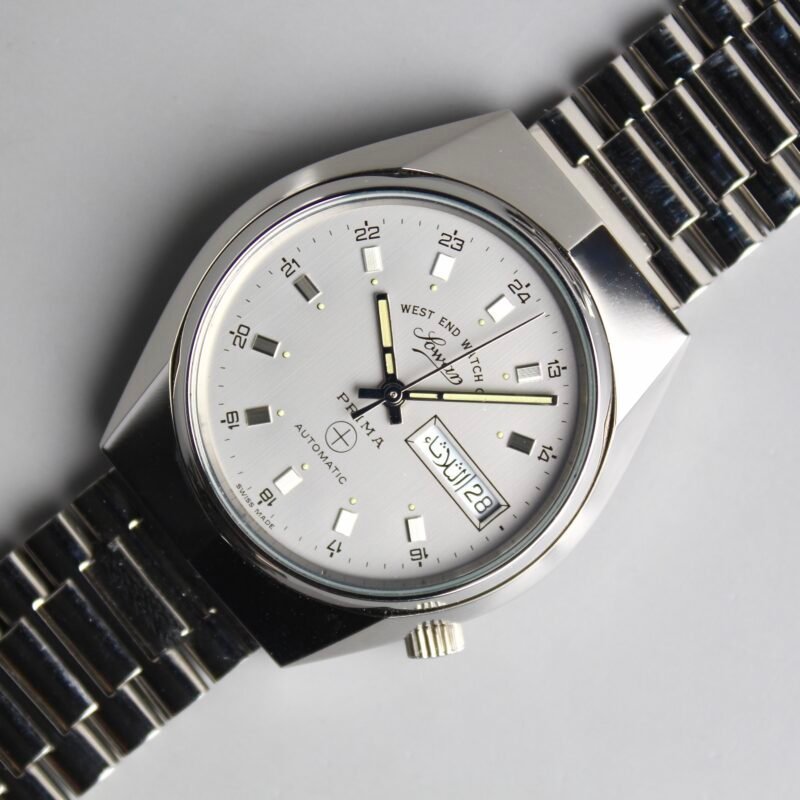 Alternative view of NOS West End 1980’s “grey linen”