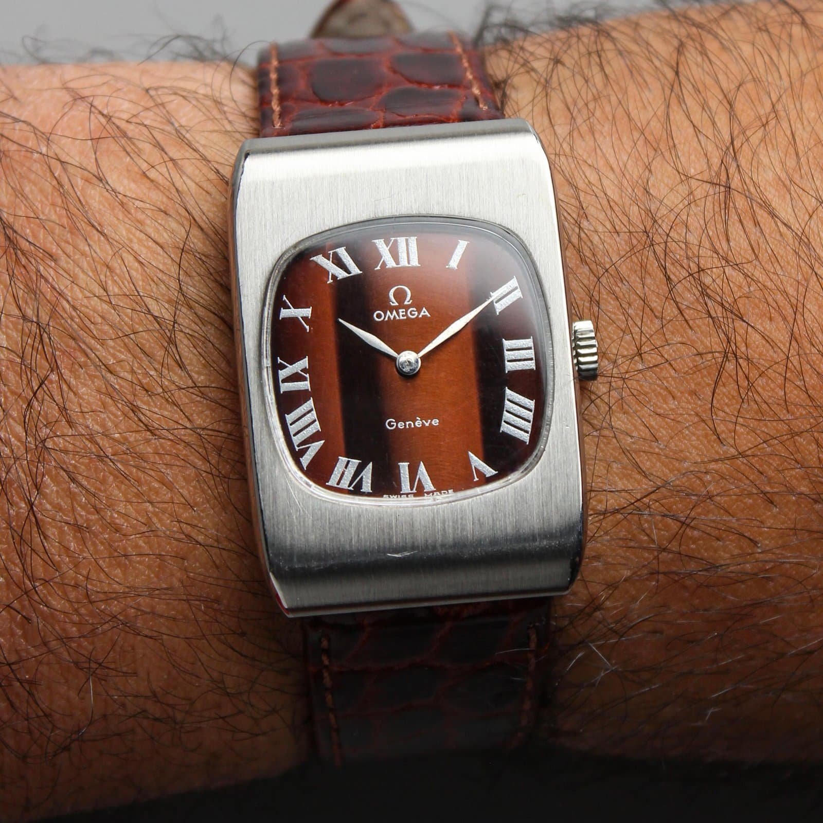 Omega Geneva Tank “Tiger Eye 🐯”
