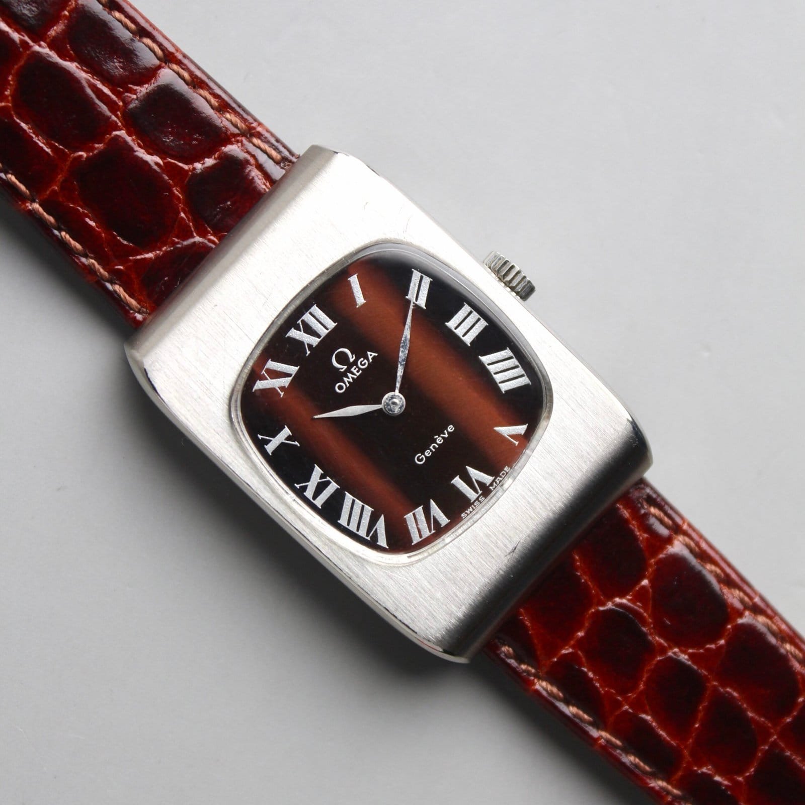 Omega Geneva Tank “Tiger Eye 🐯” - Image 2