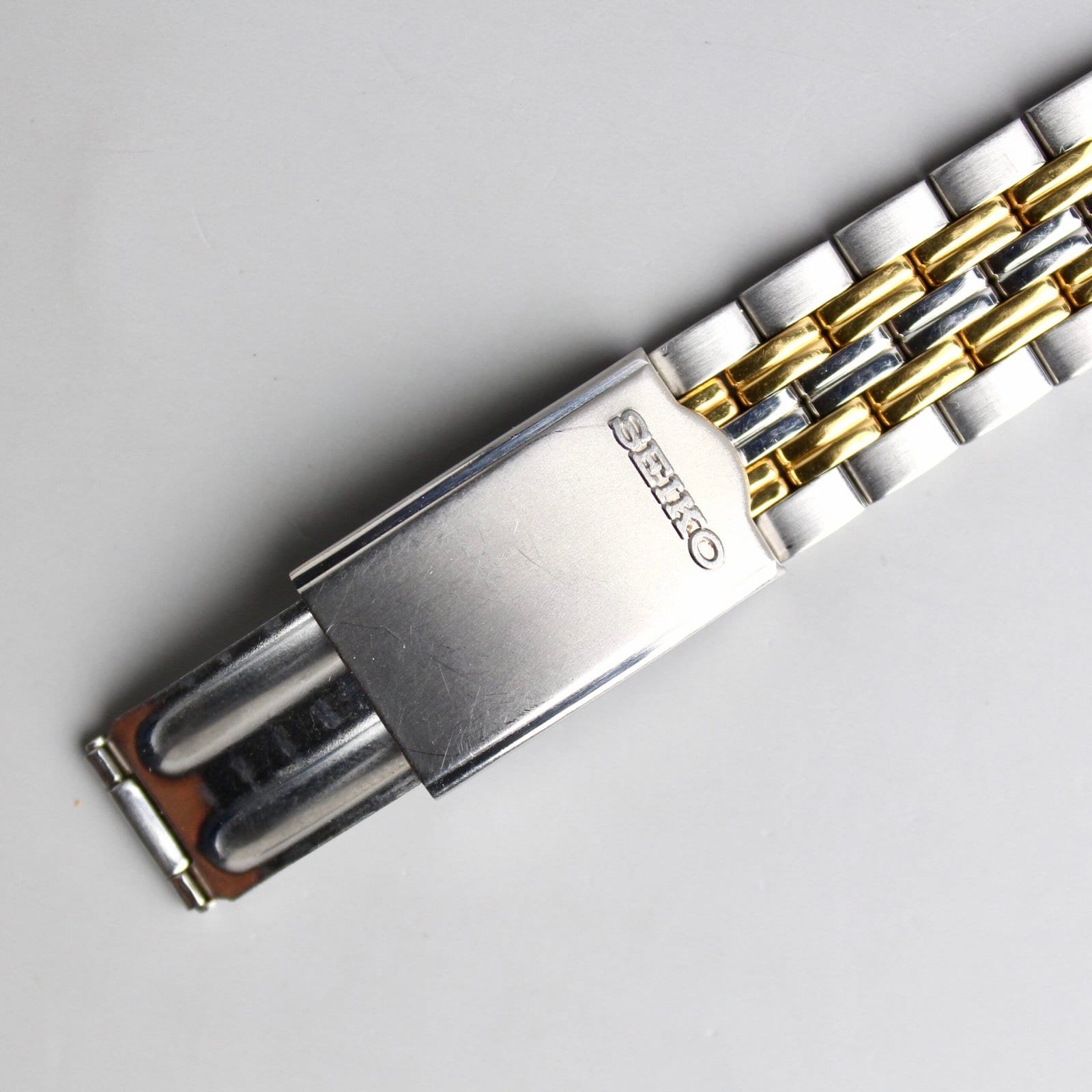 Seiko Quartz “Day-Date” 📅 - Image 6