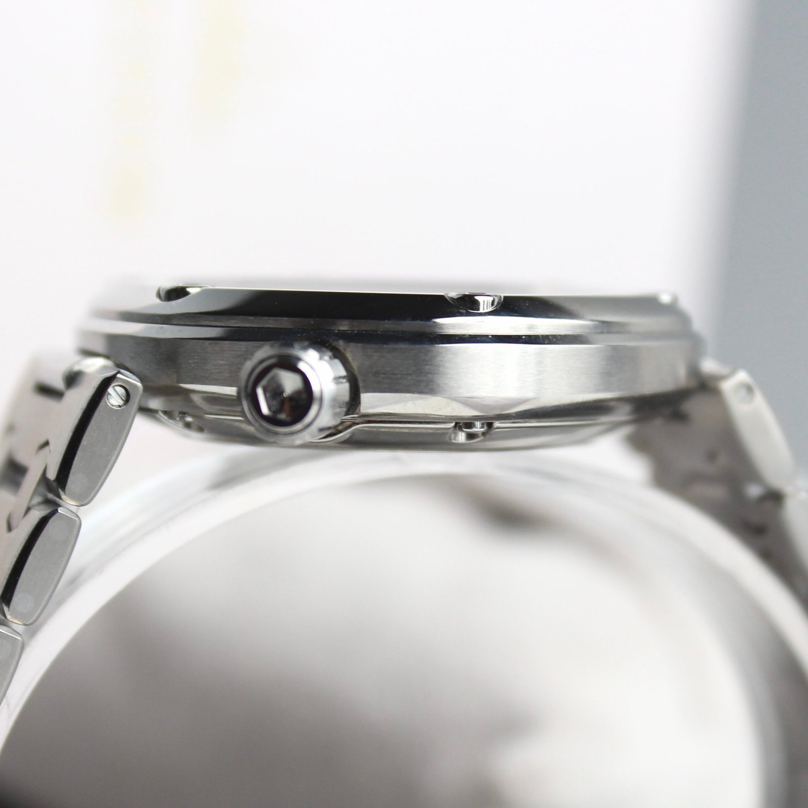 Seiko Credor Locomotive “GCCR997” Titanium - Image 6