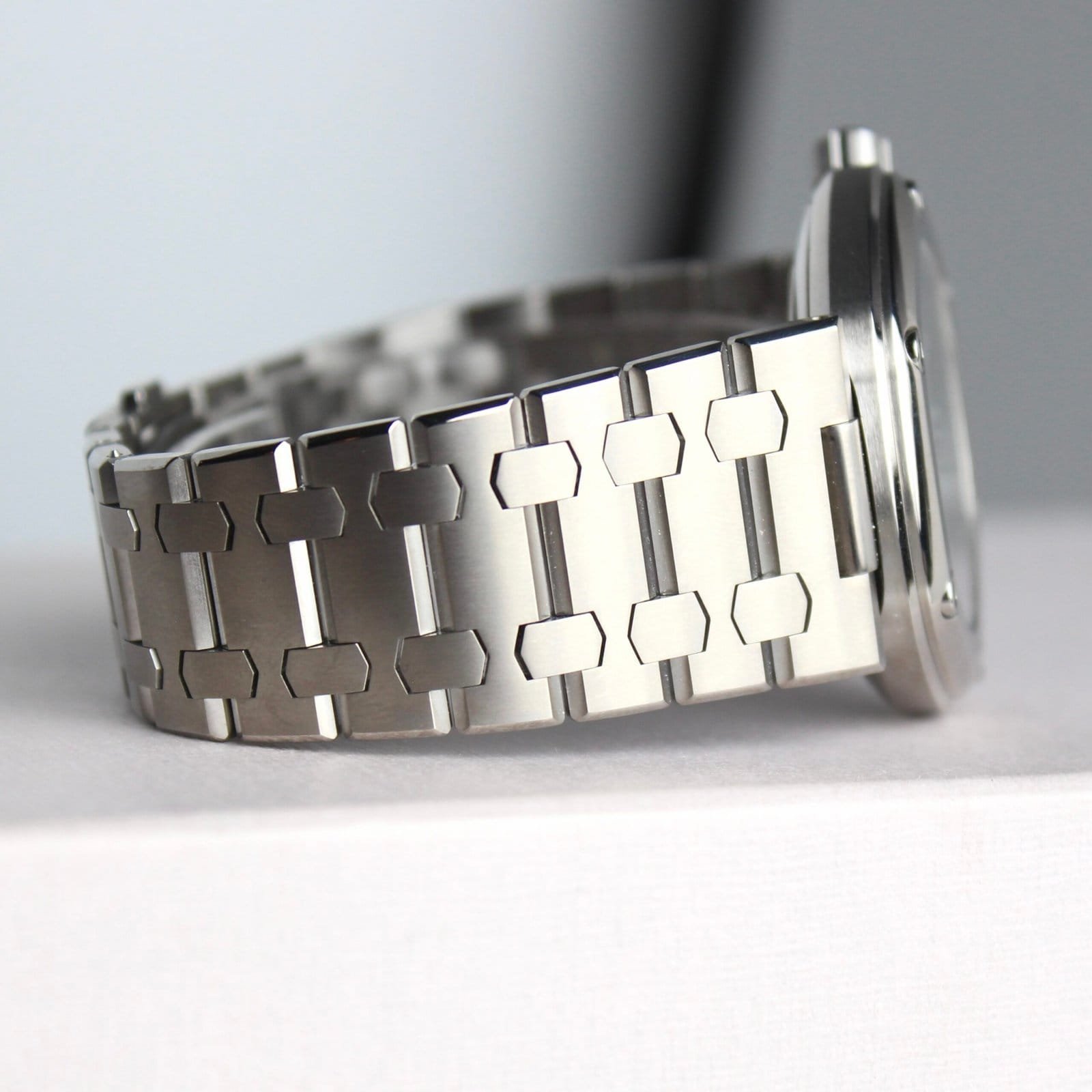 Seiko Credor Locomotive “GCCR997” Titanium - Image 11