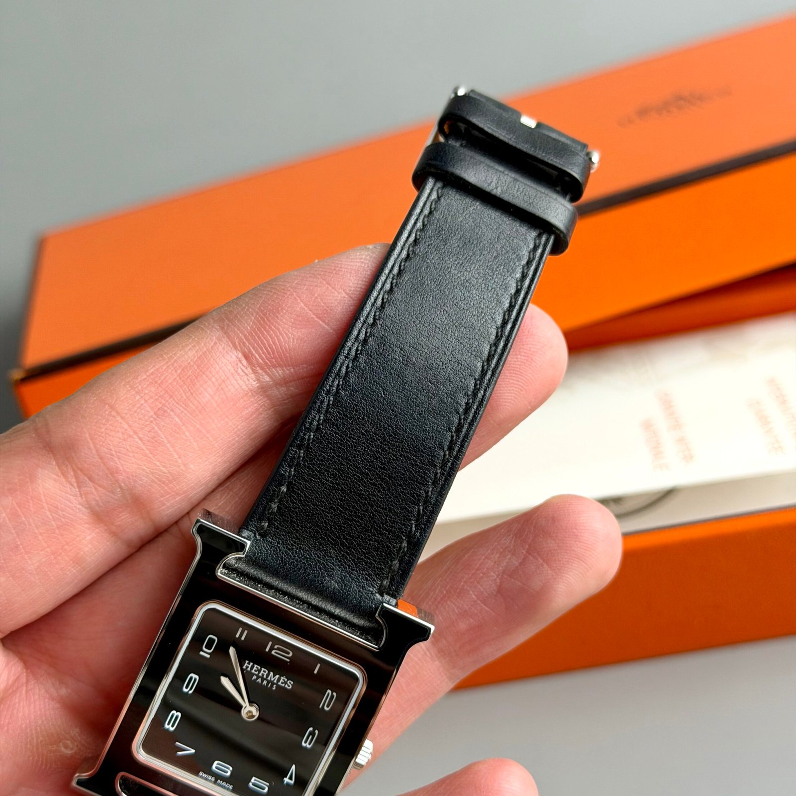 Hermès Heure H “HH1.521”
Medium Size - Image 7