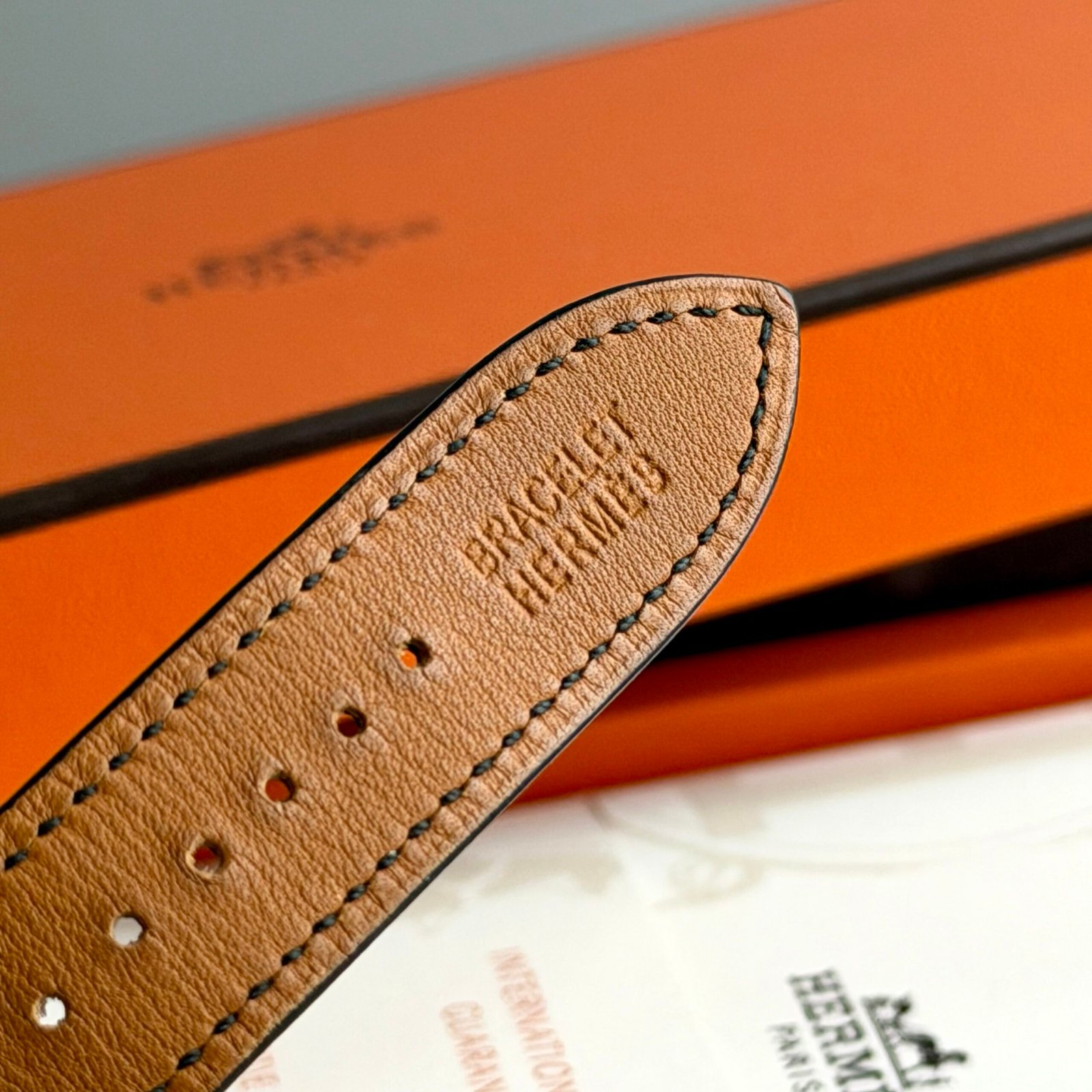 Hermès Heure H “HH1.521”
Medium Size - Image 11