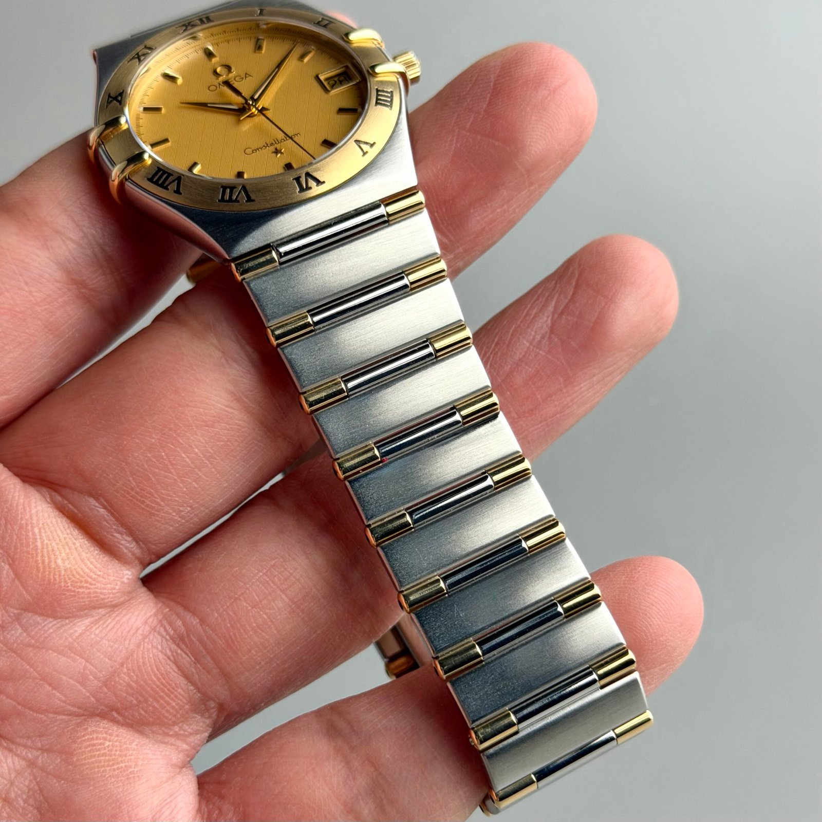 Omega Constellation 🌌 Ref. 1212.10.00
10 Years of Service-“Kuwait Oil company” - Image 7