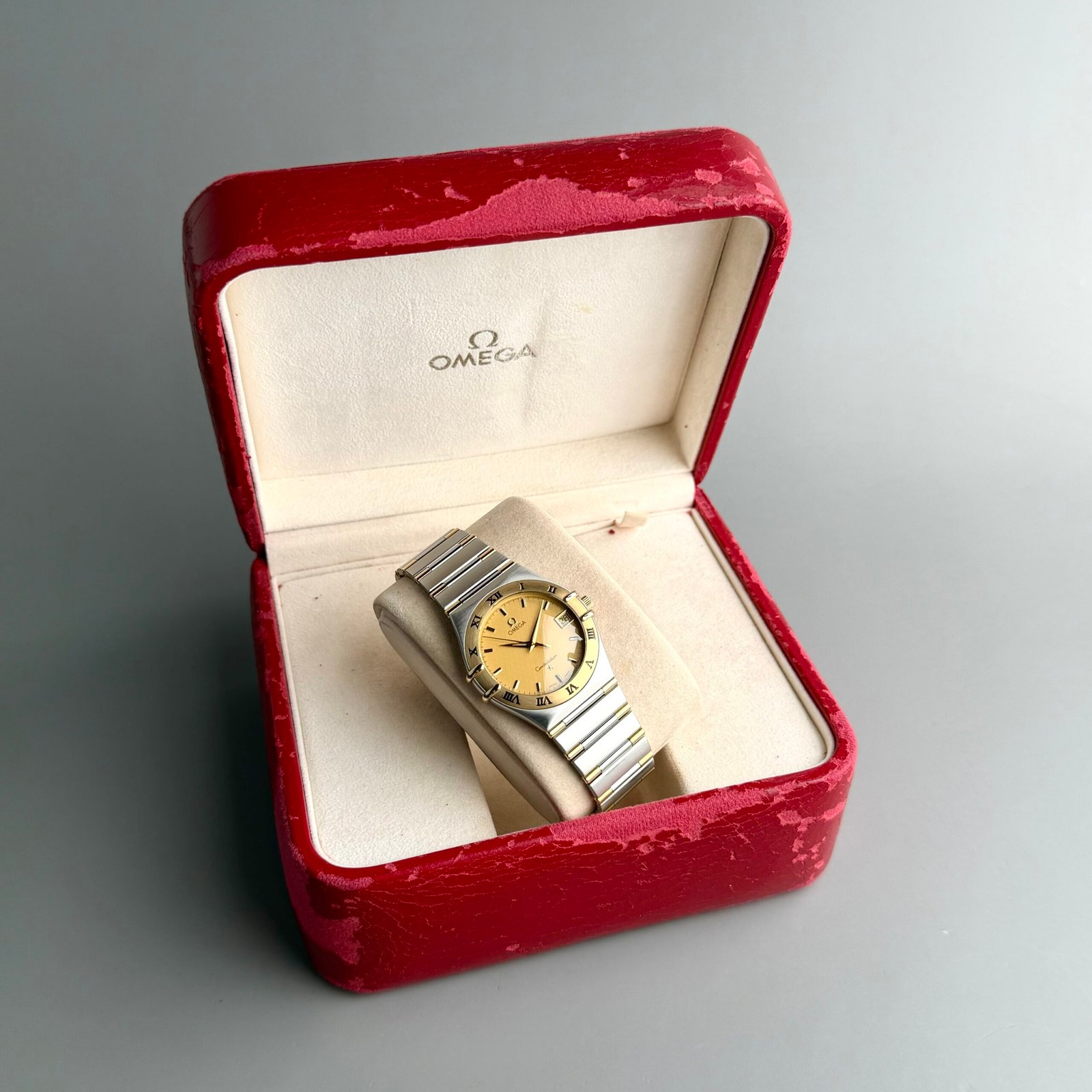 Omega Constellation 🌌 Ref. 1212.10.00
10 Years of Service-“Kuwait Oil company” - Image 4